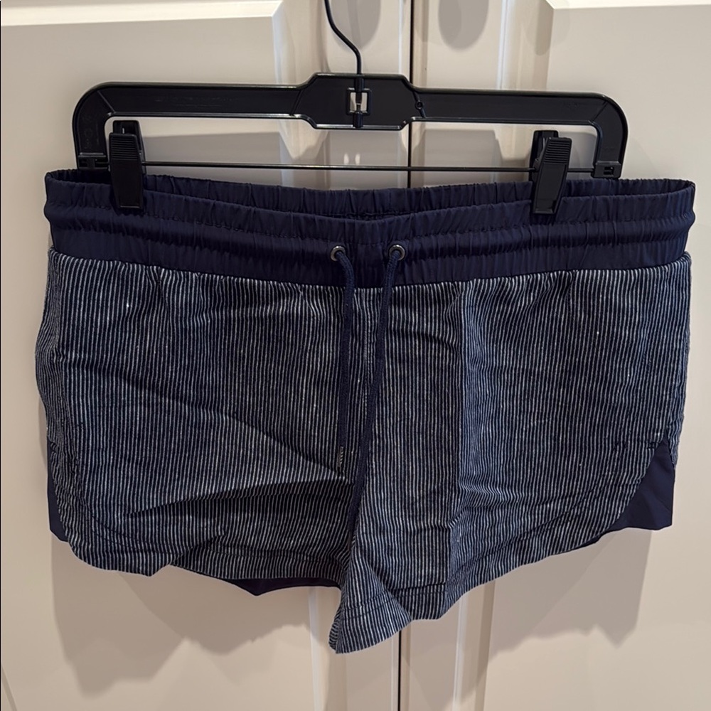 Athleta linen  Blue and Black Athletic Shorts